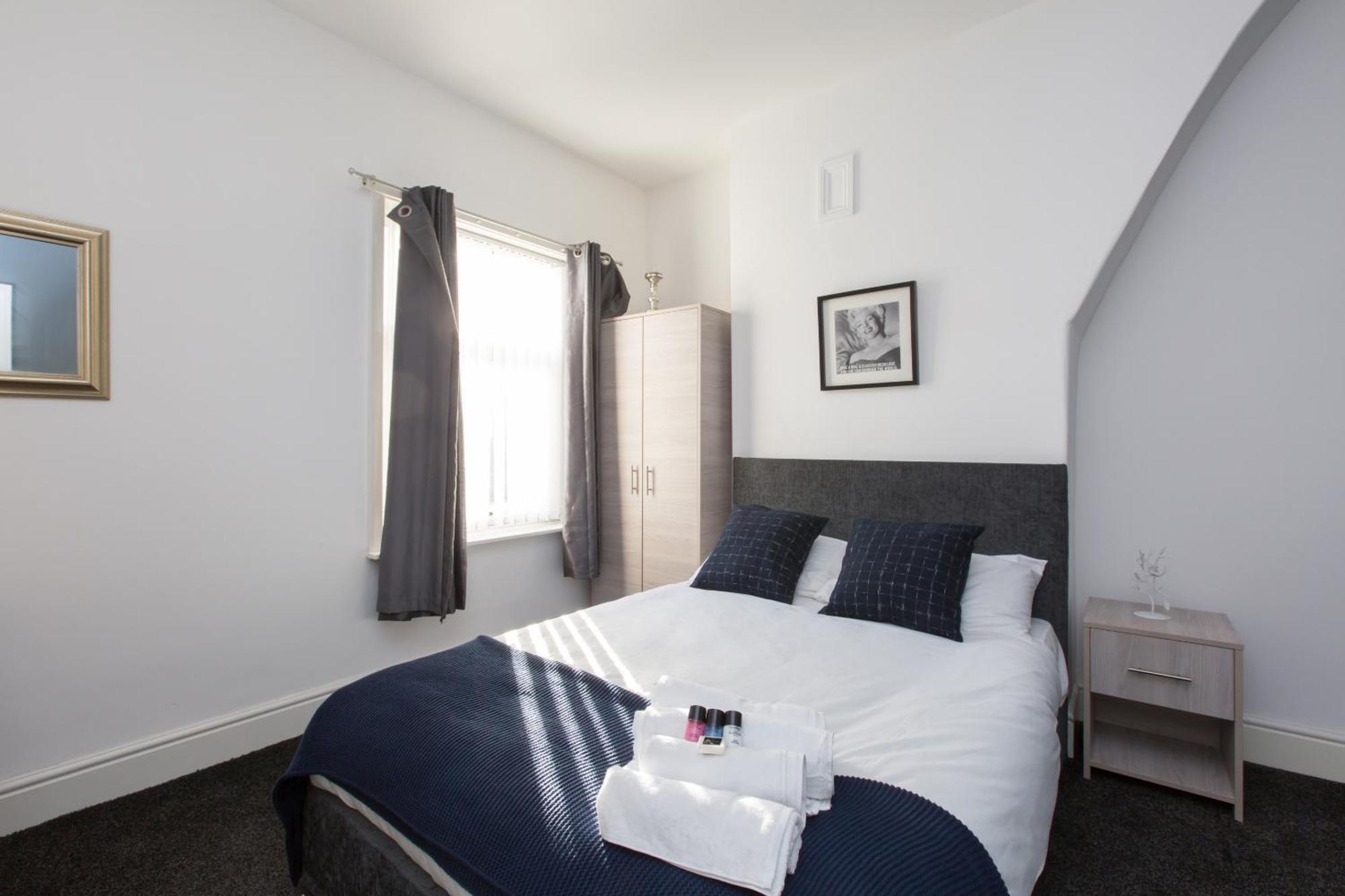 לינה וארוחת בוקר Townhouse @ Corporation Street Stoke חדר תמונה